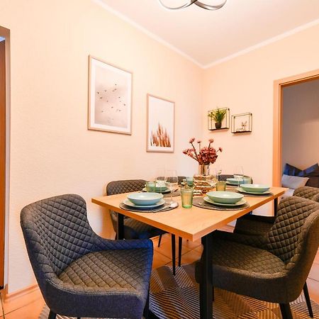 Fuerst-Pueckler-Apartment_Bis 6 Personen_Waschmaschine_Kueche_2X Parkplaetze_Terrasse_Netflix Cottbus Exteriér fotografie